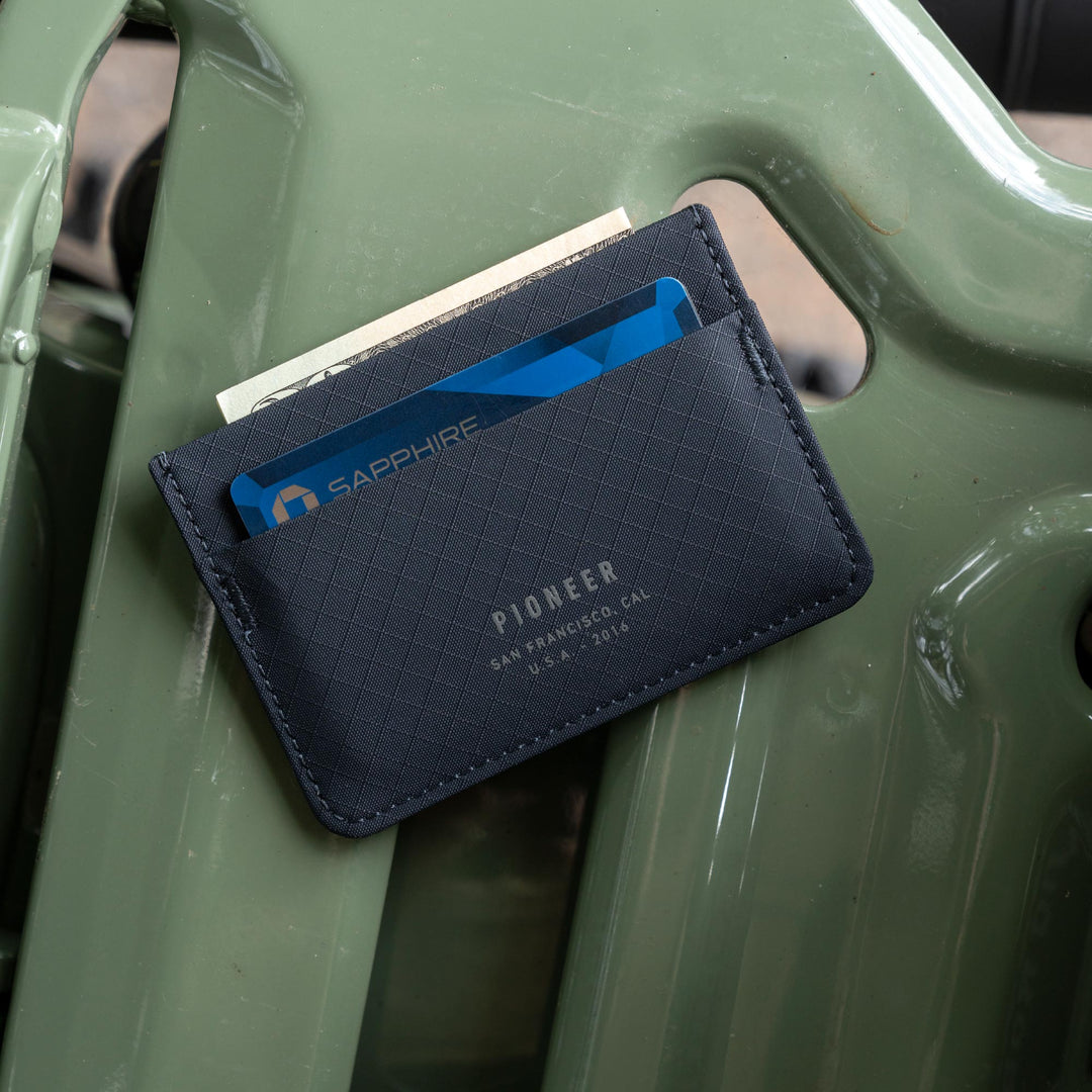 Molecule Cardholder - Pioneer Carry #color_navy-3xd