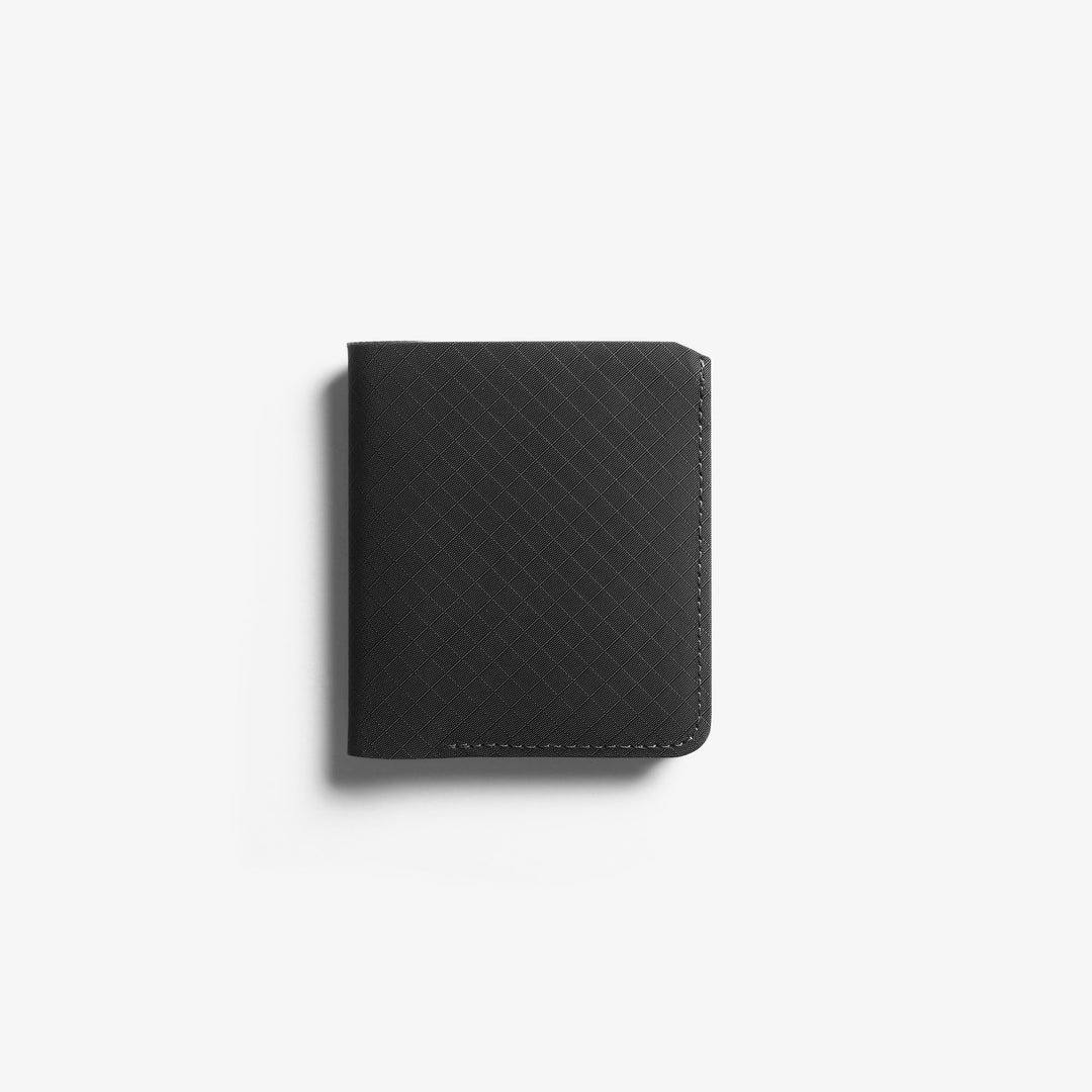 Pioneer carry wallet altitude billfold onyx closed #color_onyx-10xd