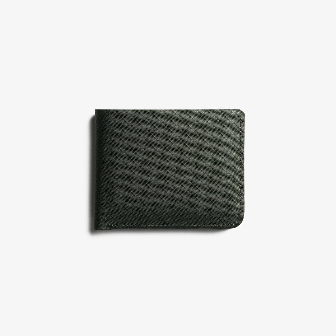 Pioneer carry wallet division billfold forest closed #color_forest-10xd