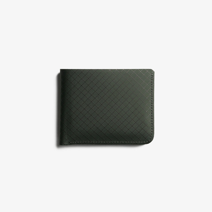 Pioneer carry wallet division billfold forest closed #color_forest-10xd