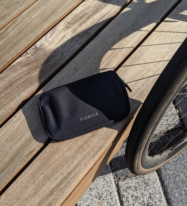 Commuter Zip Wallet - Pioneer Carry #color_navy-3xd