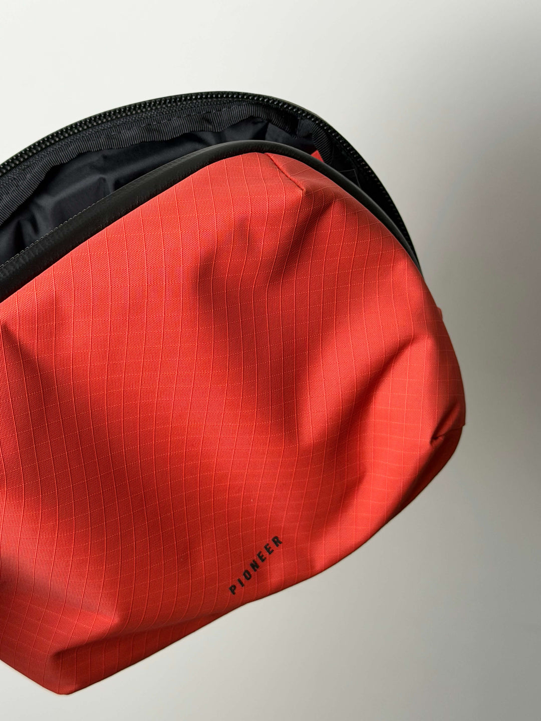 Global Pouch. Paprika 3XD