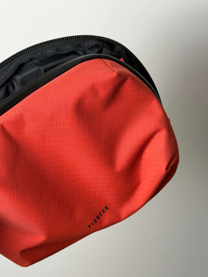 Global Pouch. Paprika 3XD