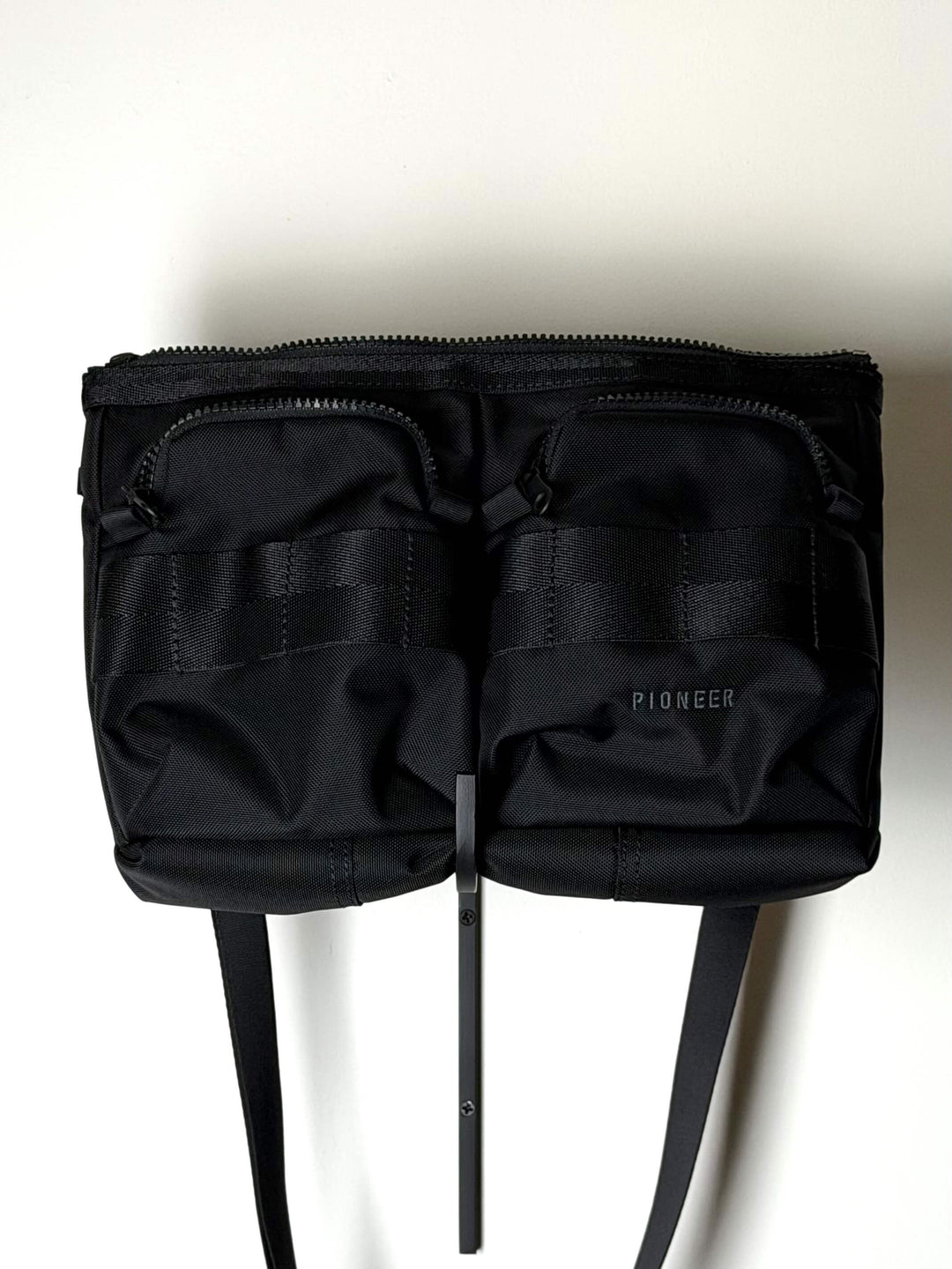 A4U Sling. Black with front wide webbing