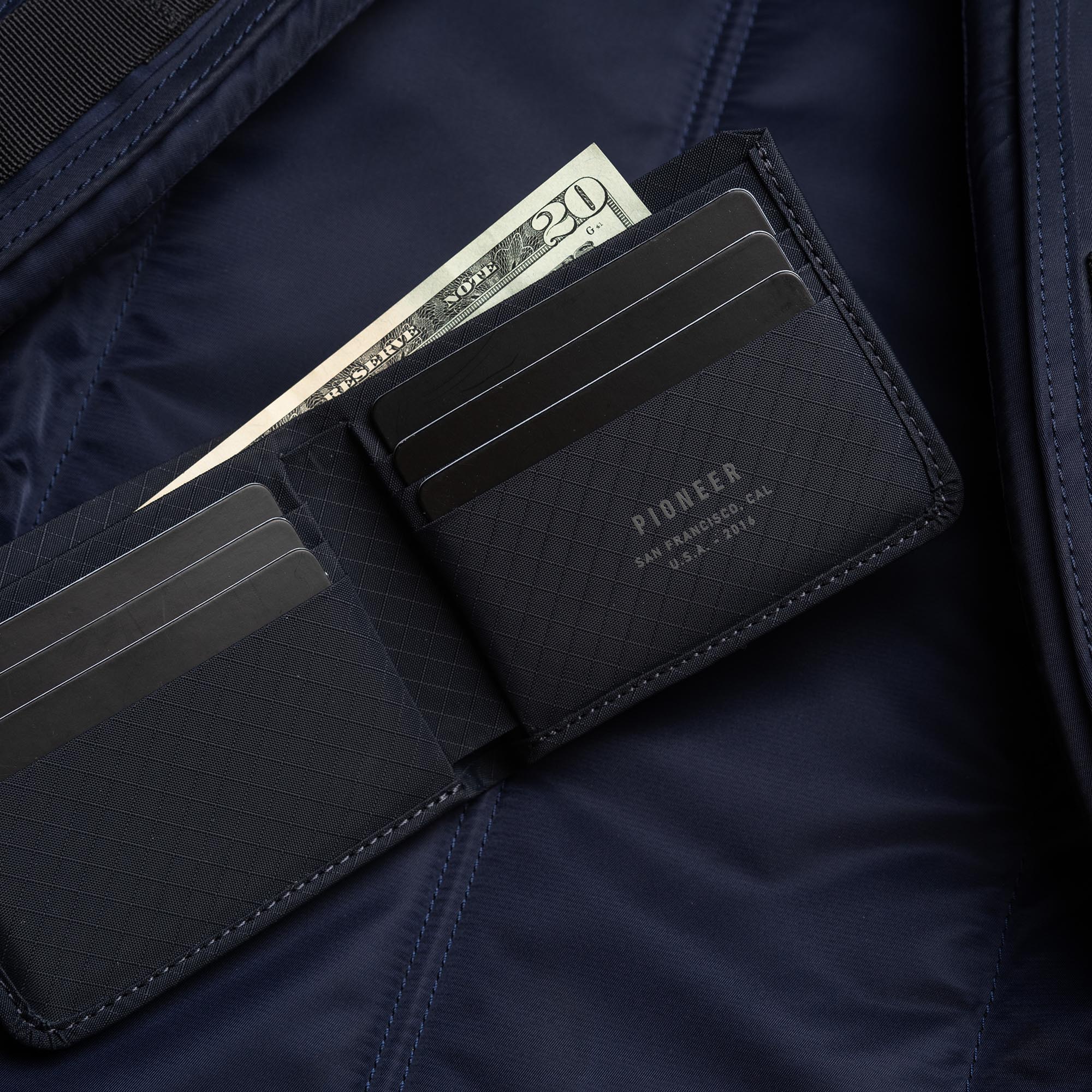 折りたたみ財布 COURONNE Milla medium wallet RXACX24129BEX 折り畳み財布 折りたたみ財布 ミニウォレット[品番：ANEW0001128