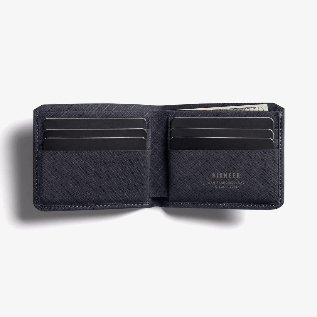 Pioneer carry wallet division billfold navy open #color_navy-3xd